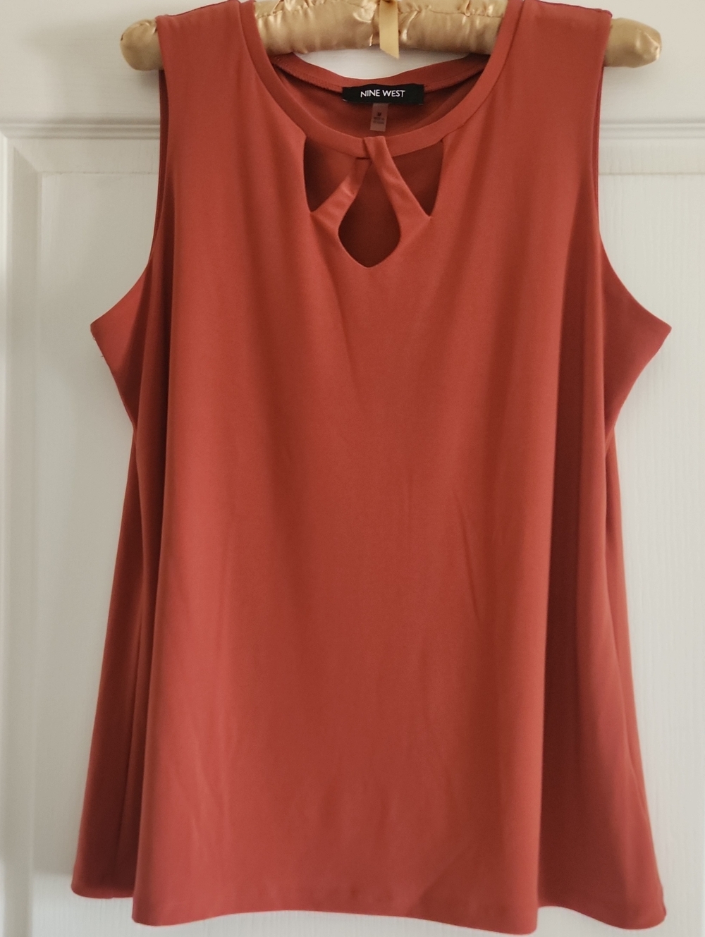 Nine West Rust-Orange Keyhole Sleeveless Tank
